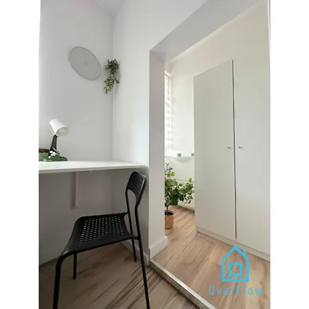 Birch - Peaceful Retreat, 10 Minutes To Old Town & Seaside * Γκντανσκ